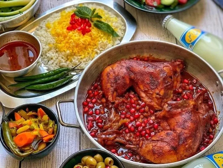 Morgh ba Anaardon (Pomegranate Chicken)